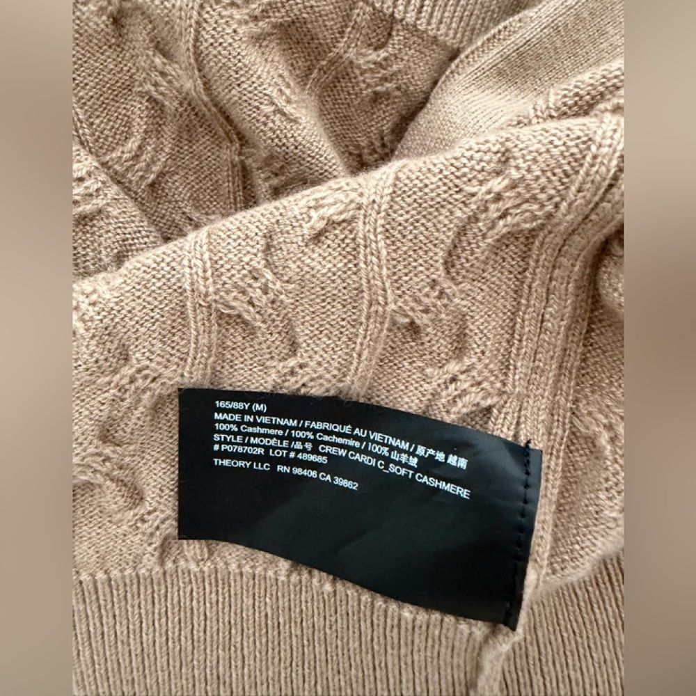 Theory Cashmere Sweater - Picture 5 of 5